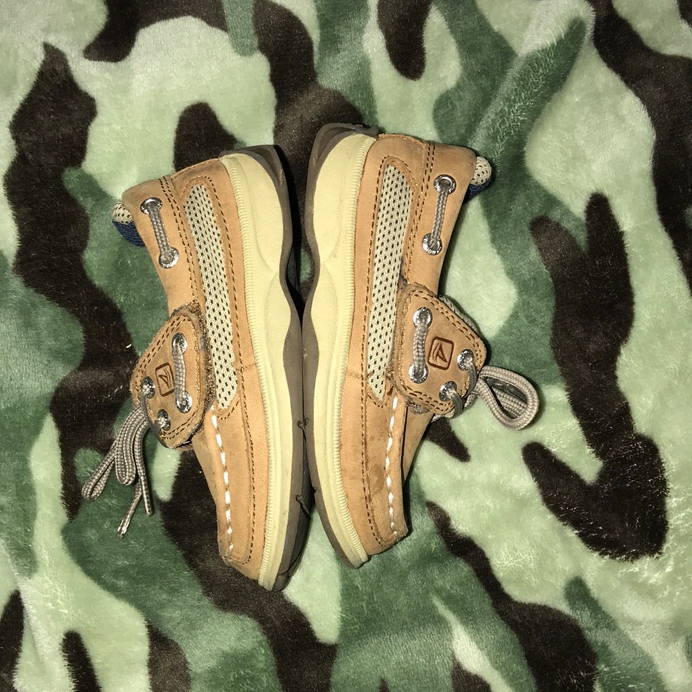 Sperry - Picture 4 of 6